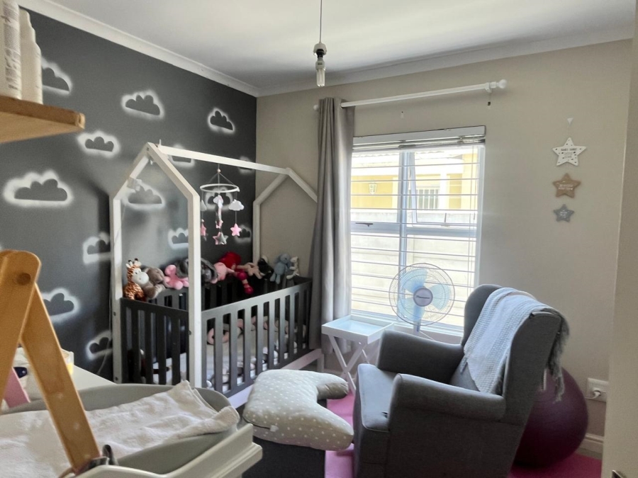 To Let 3 Bedroom Property for Rent in Sunningdale Western Cape